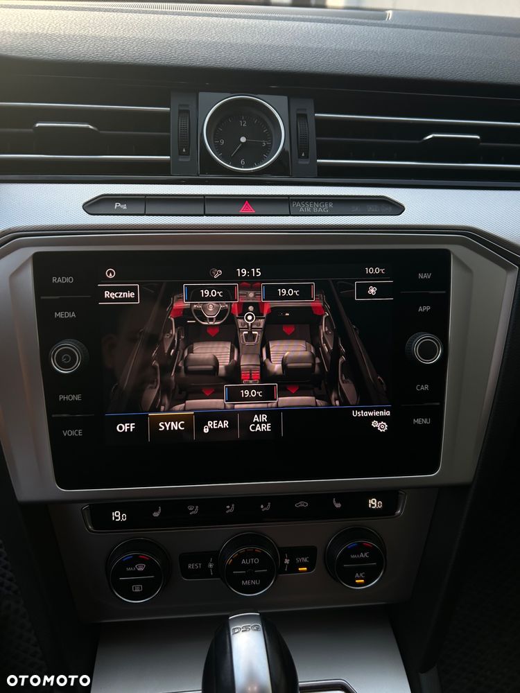 Volkswagen Passat 2.0 TDI SCR DSG Comfortline - 31