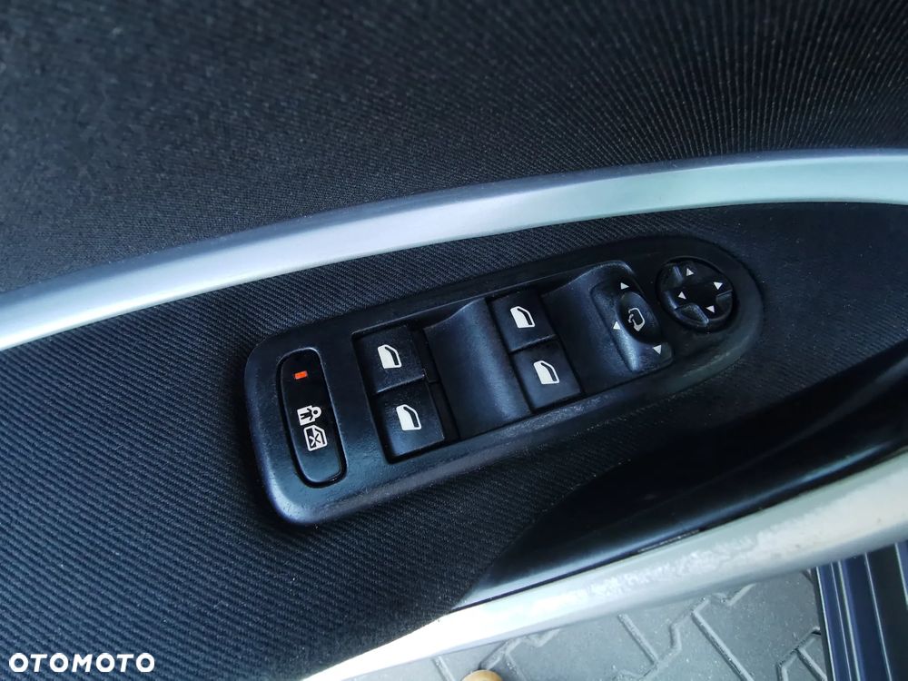 Citroën C5 HDi 135 Automatik Business Class - 26