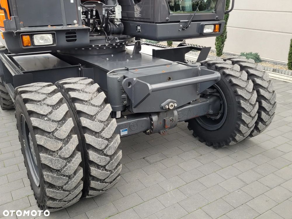 Doosan DX-165W / ROTOTILT ze szczypcami / compact / - 15