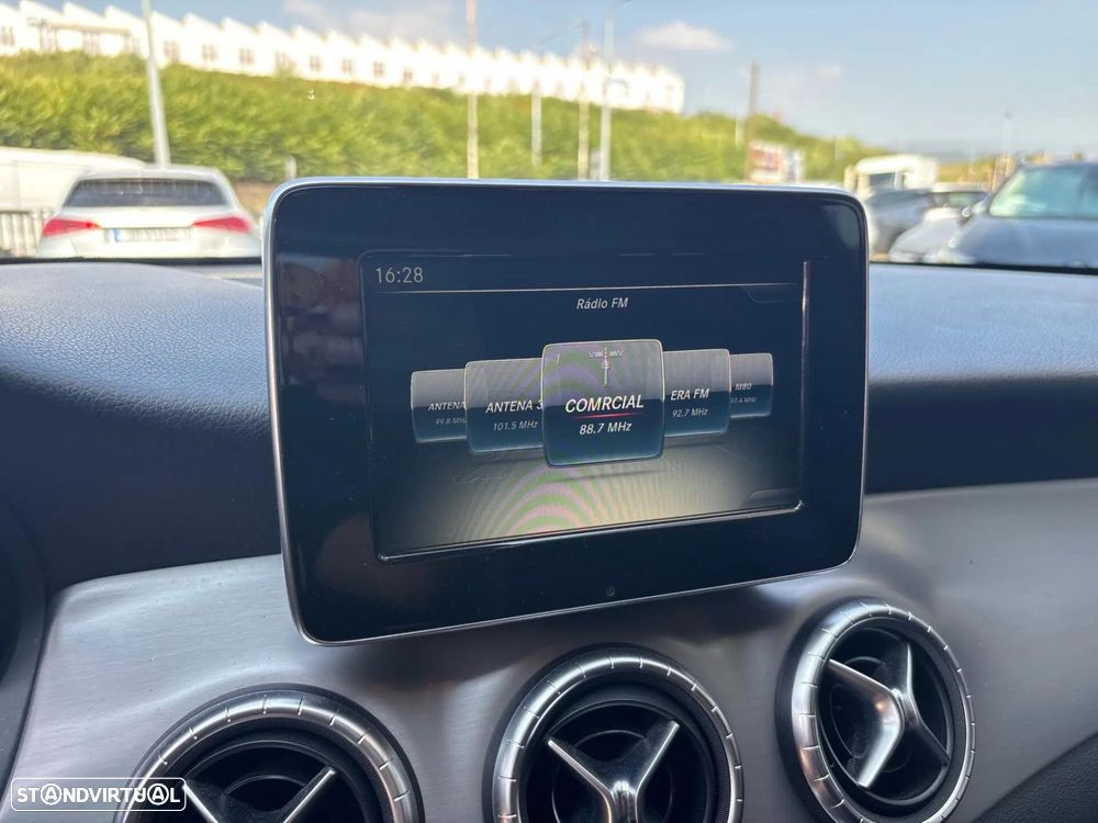 Mercedes-Benz CLA 220 d Shooting Brake AMG Line Aut. - 12