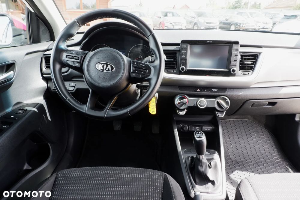 Kia Stonic 1.4 L - 14