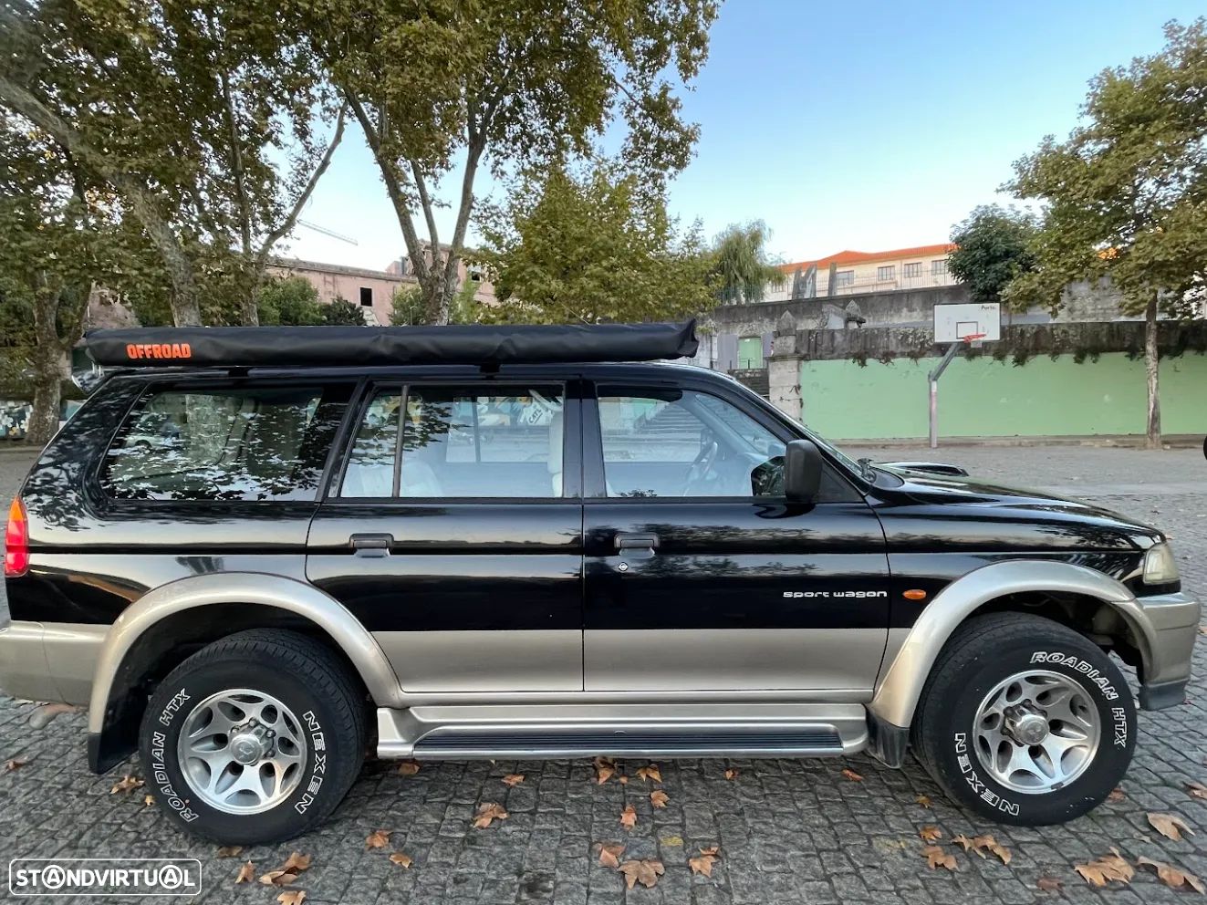 Mitsubishi Pajero Sport 2.5 TD GLS - 1