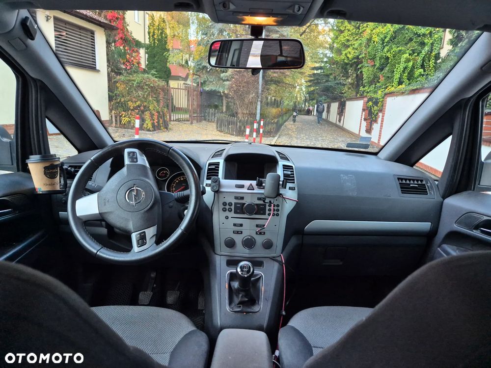 Opel Zafira 2013 photo 3