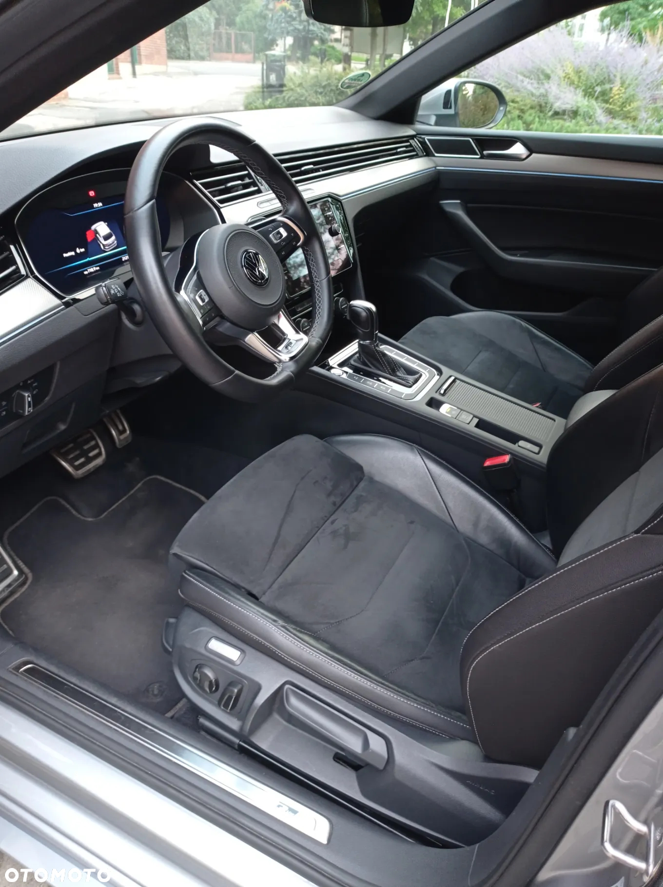 Volkswagen Arteon 2.0 TSI R-Line DSG - 14