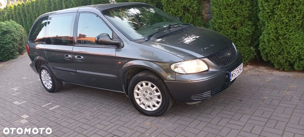 Chrysler Voyager - 4
