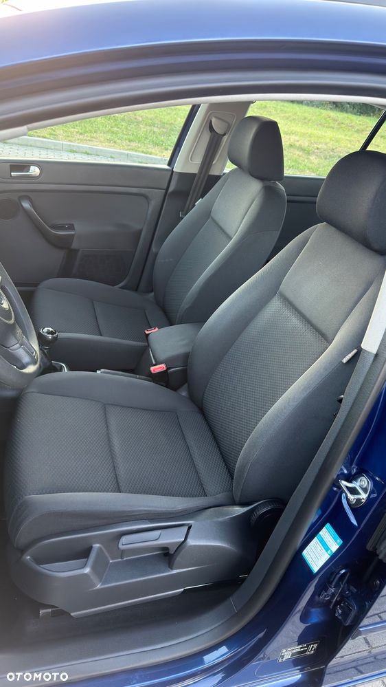 Volkswagen Golf Plus 1.6 TDI DPF Trendline - 12