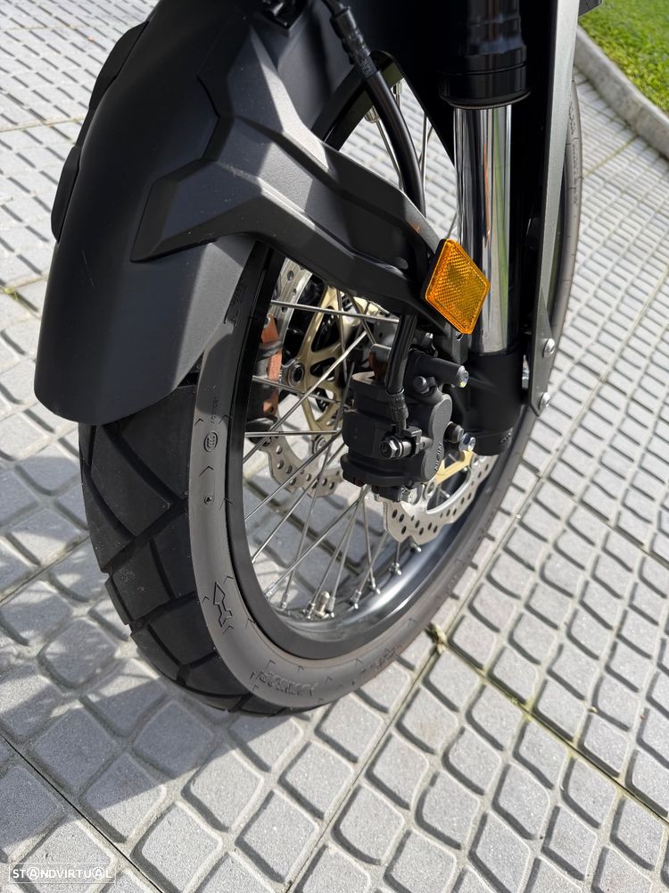 Honda Transalp XL 750 - 8