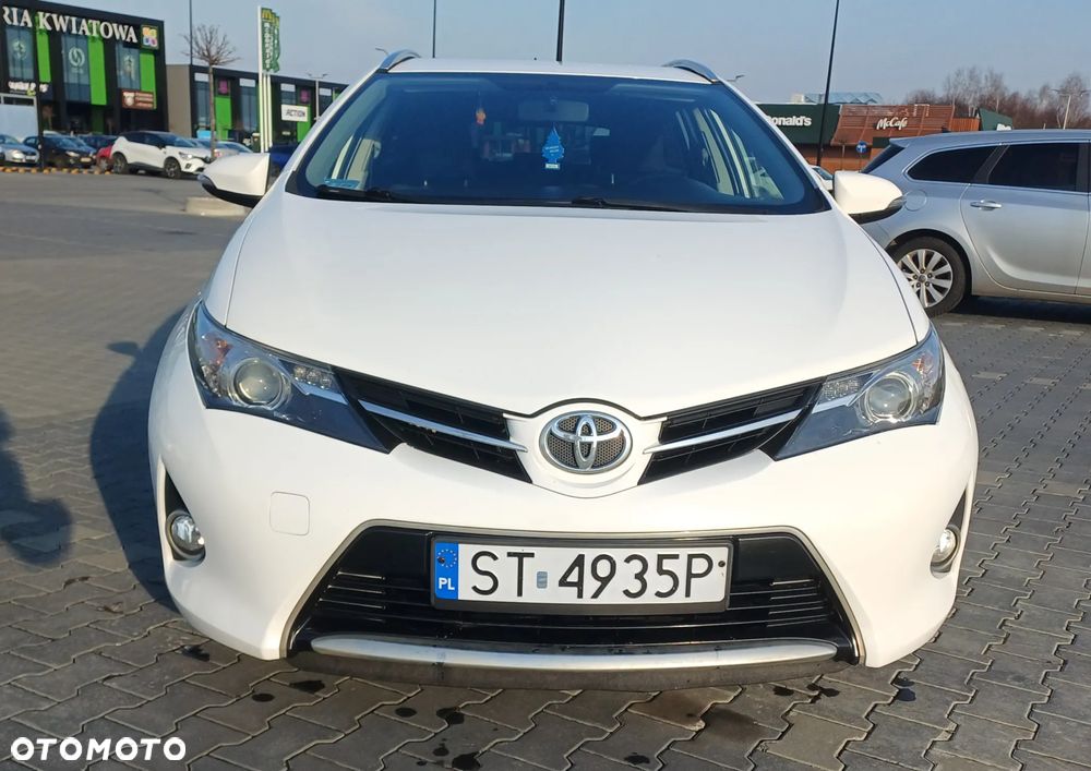 Toyota Auris 1.4 D-4D Comfort - 3