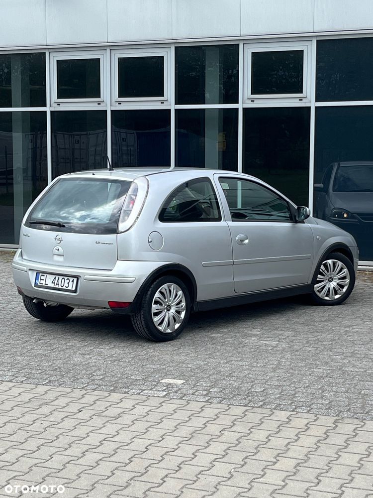 Opel Corsa 1.2 16V Sport EasyTronic - 17
