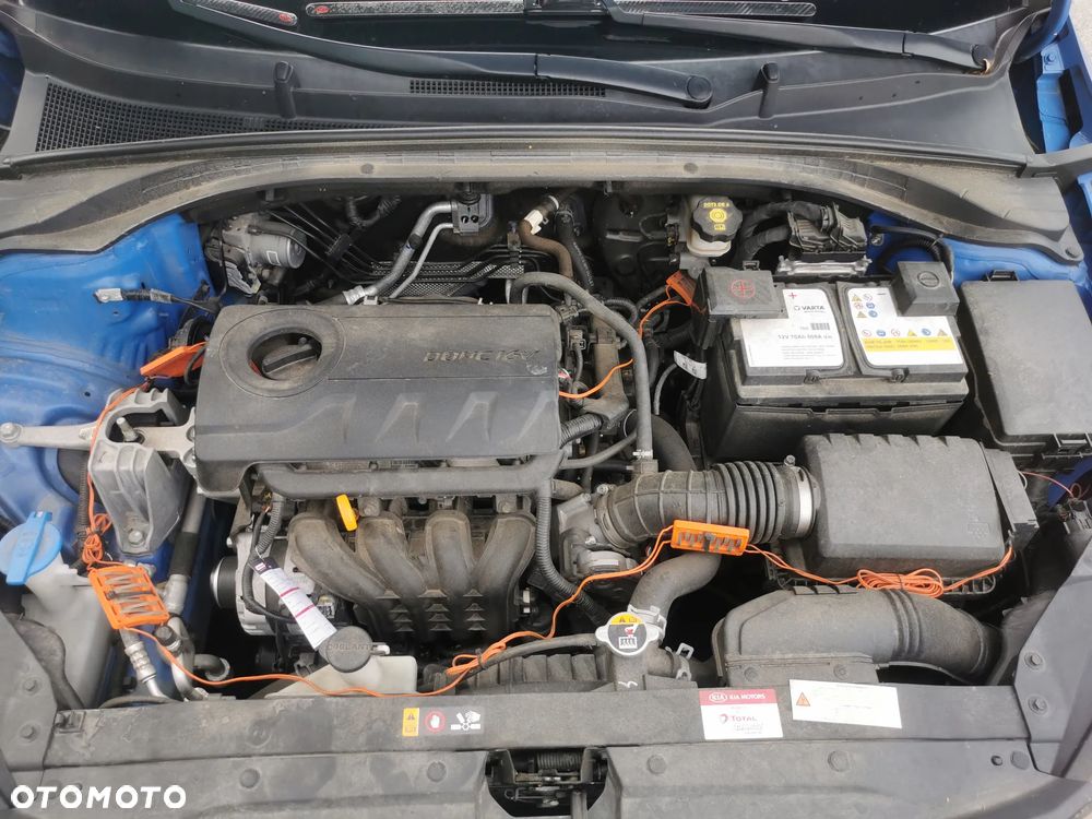 Kia Ceed 1.4 L - 24