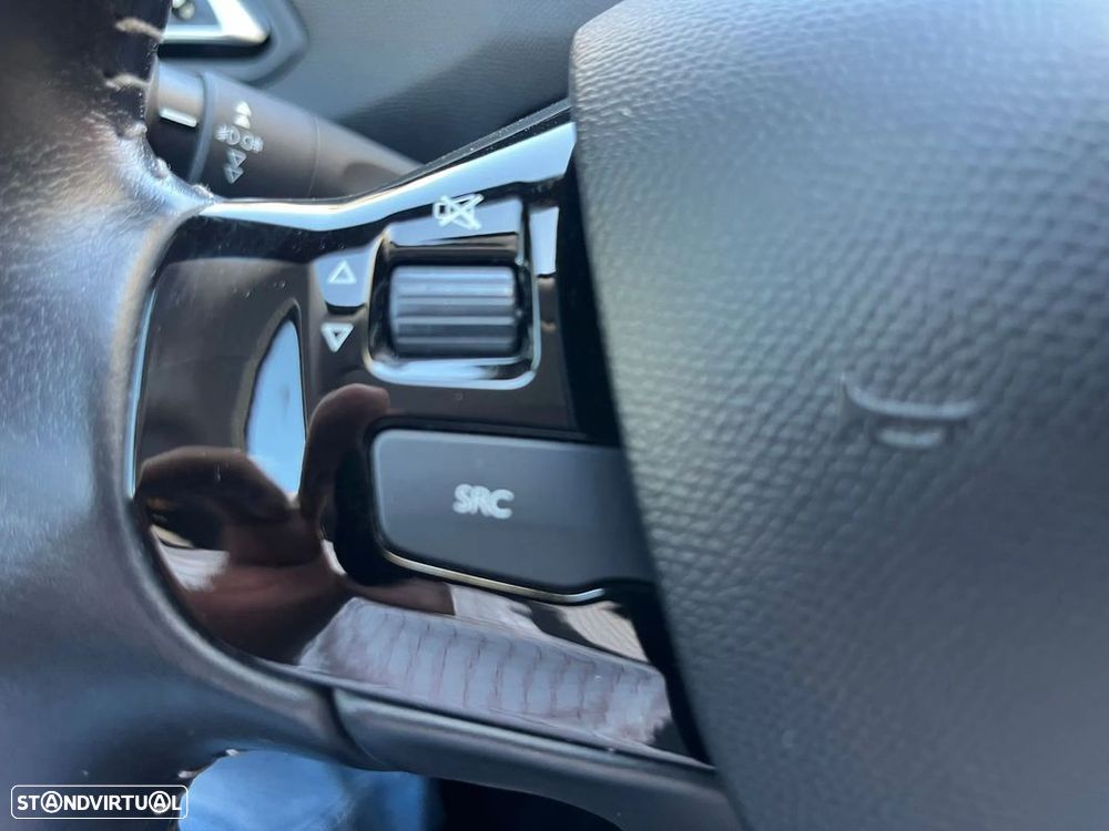 Peugeot 308 SW 1.5 BlueHDi Style J17 - 28