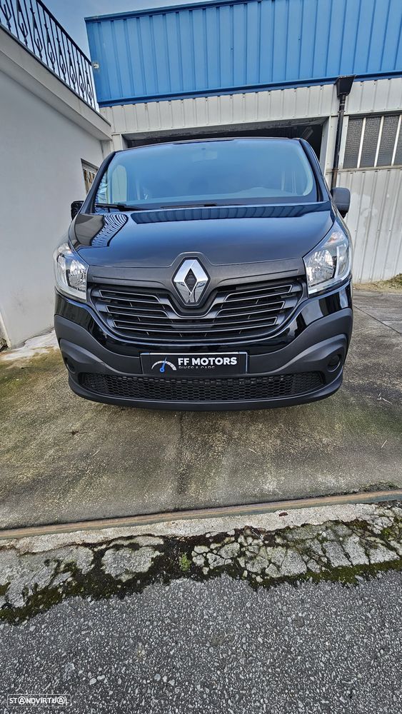 Renault Trafic - 2