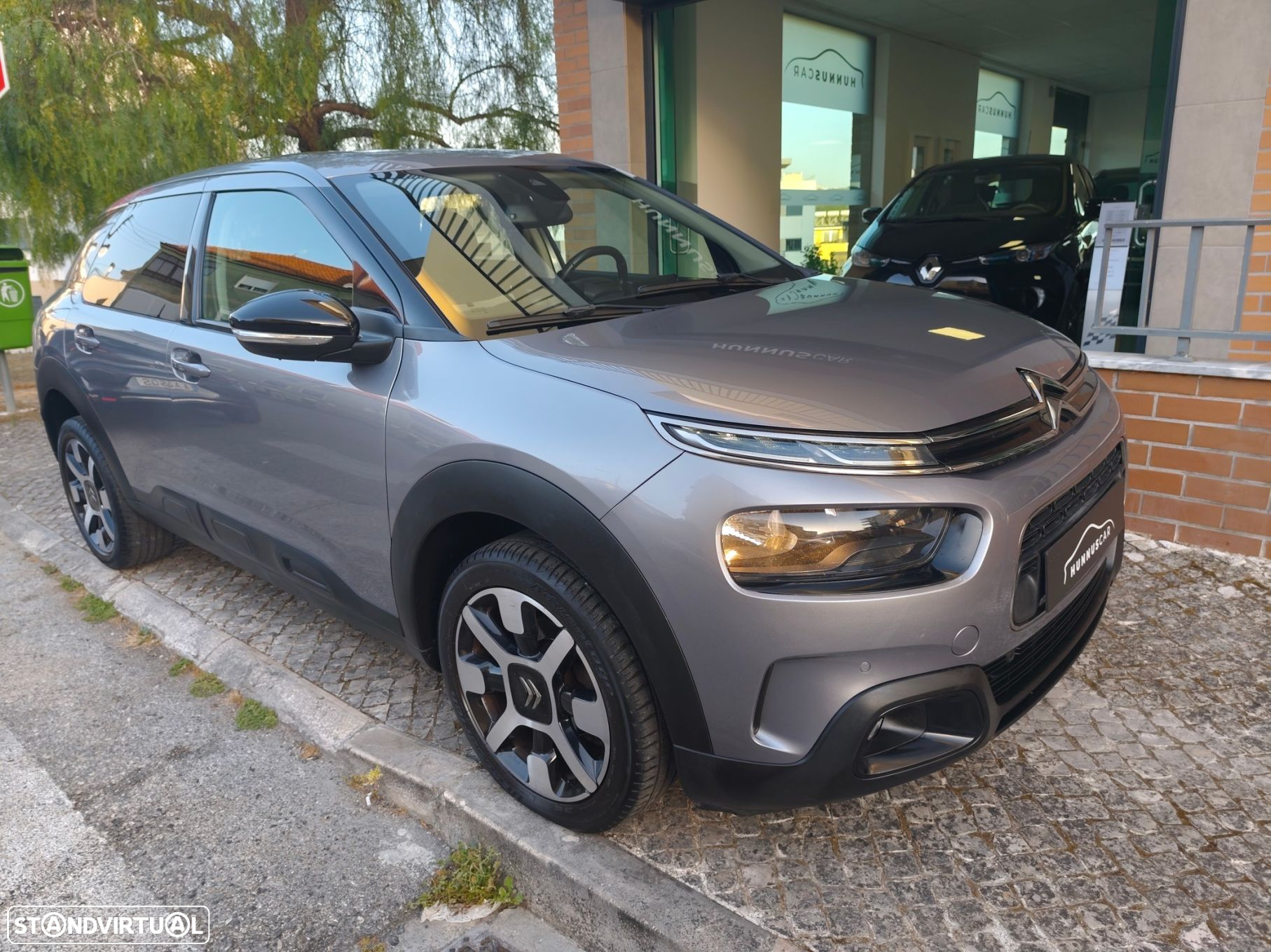 Citroën C4 Cactus 1.2 PureTech Shine Pack - 28