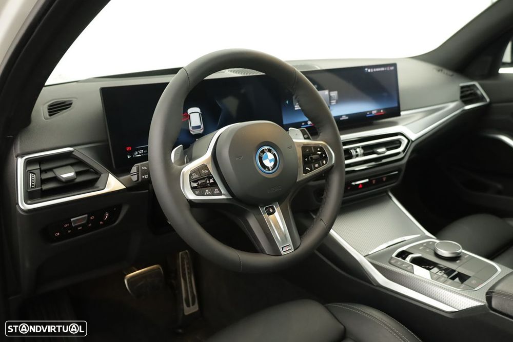 BMW 330 e Pack Desportivo M Auto - 8