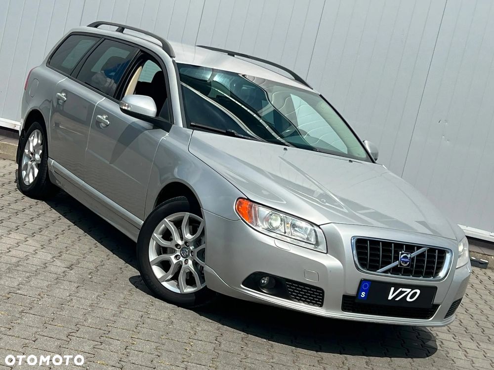 Volvo V70 D5 AWD Summum - 6