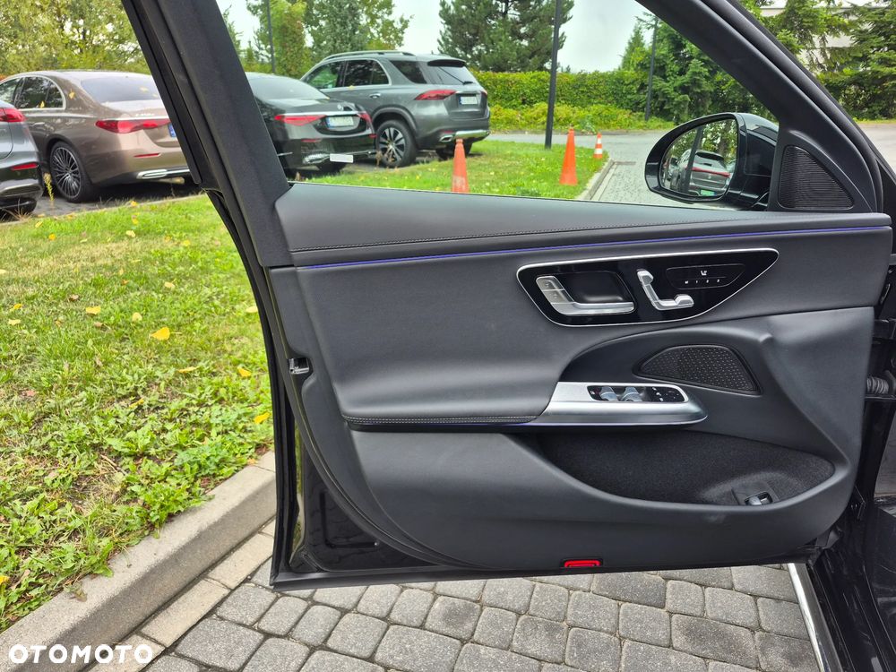 Mercedes-Benz Klasa E 220 d mHEV AMG 9G-Tronic - 8