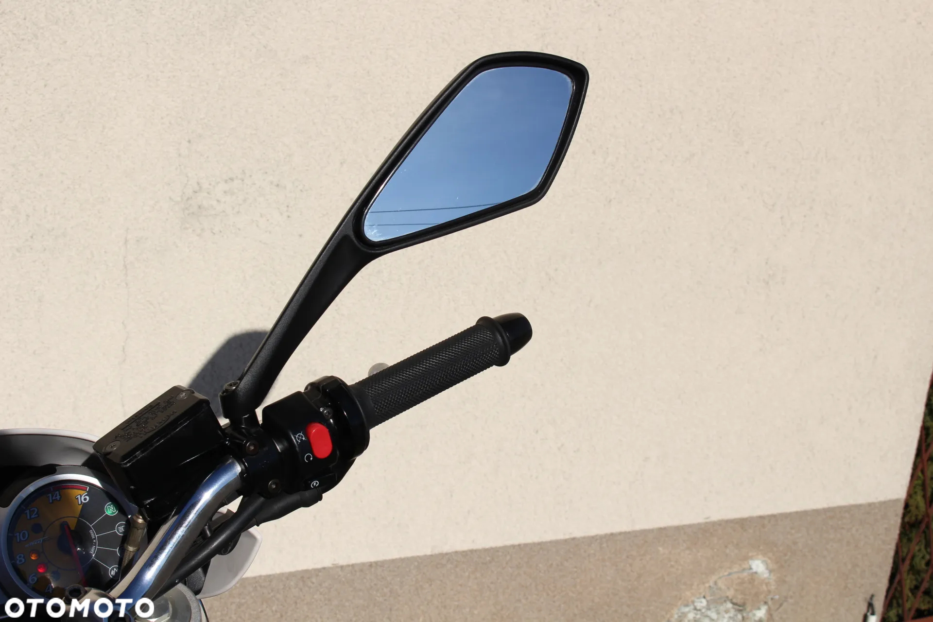 Triumph Speed Triple - 27