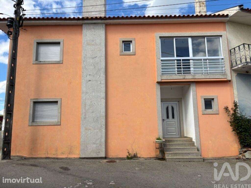 Casa / Villa T5 em Vila de Ala de 206,00 m2 - Grande imagem: 2/19
