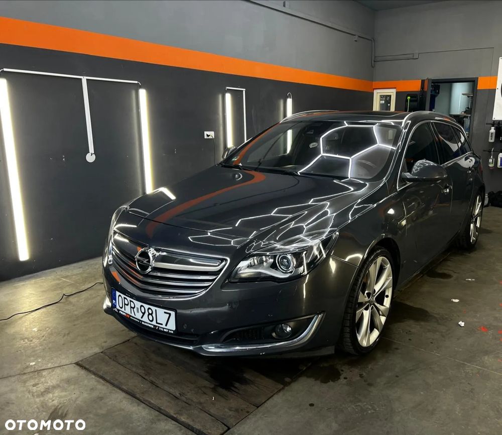 Opel Insignia - 1