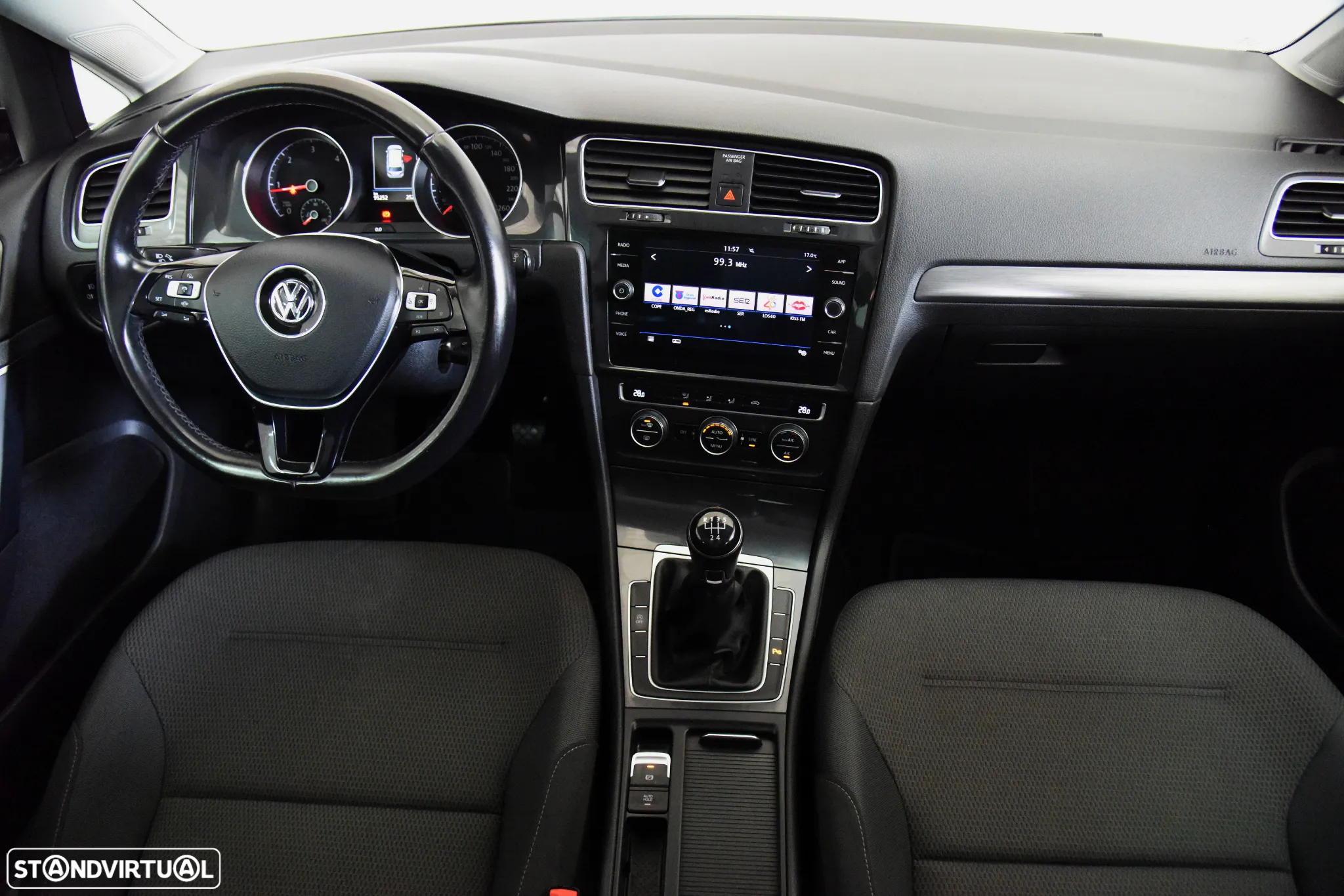 VW Golf Variant 1.6 TDi Confortline - 14