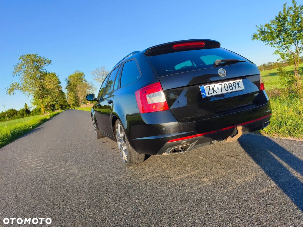 Skoda Octavia 2.0 TDI RS DSG - 12