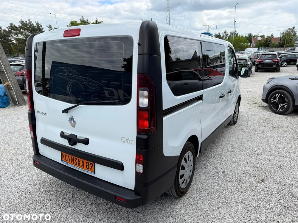 Renault TRAFIC - 6