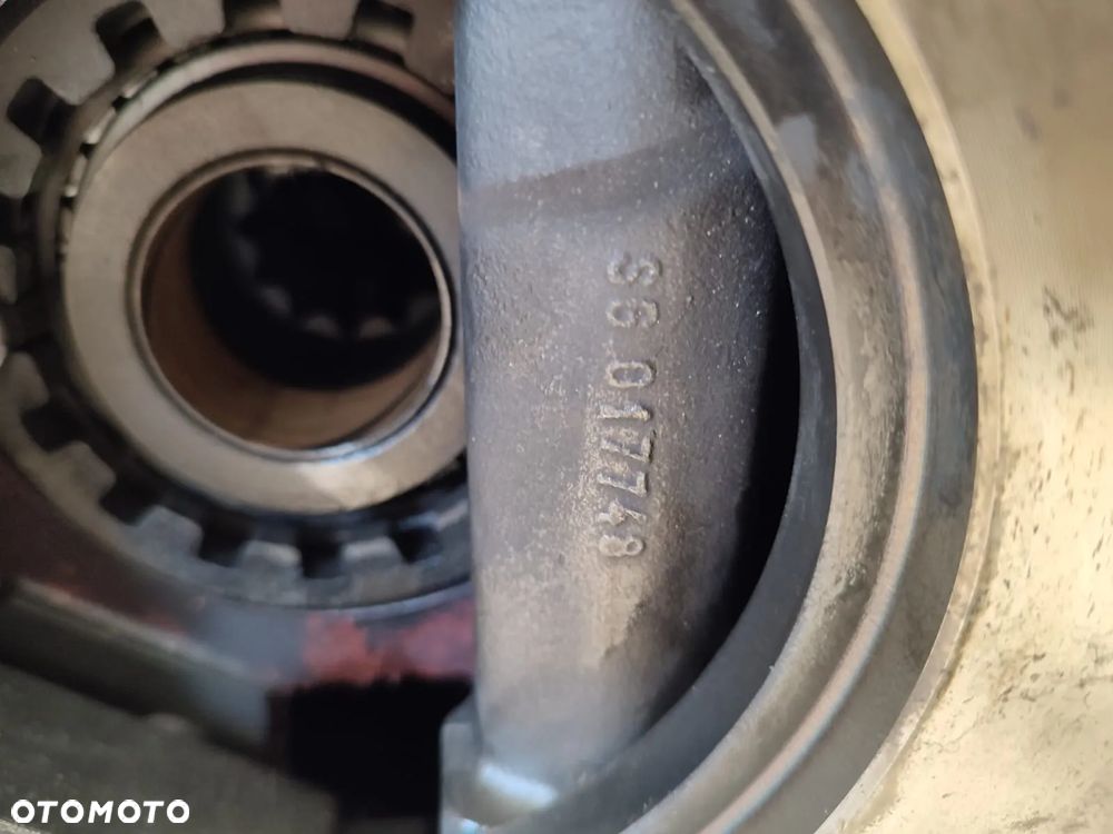 Dyferencjał Carraro 33X10 CASE 580 SLE - 13