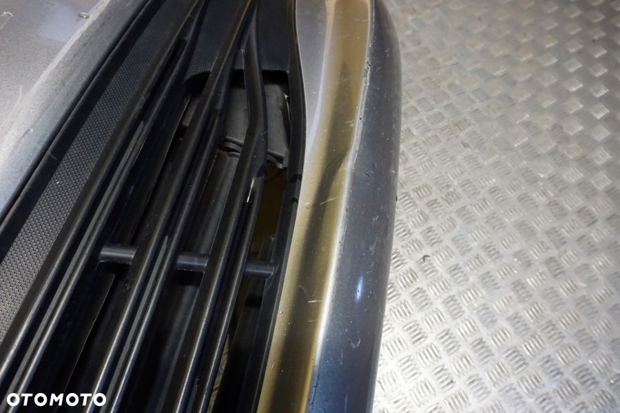 CHRYSLER PACIFICA 2017 - 2020 Zderzak Przód Przedni Kratka Roleta USA - 11