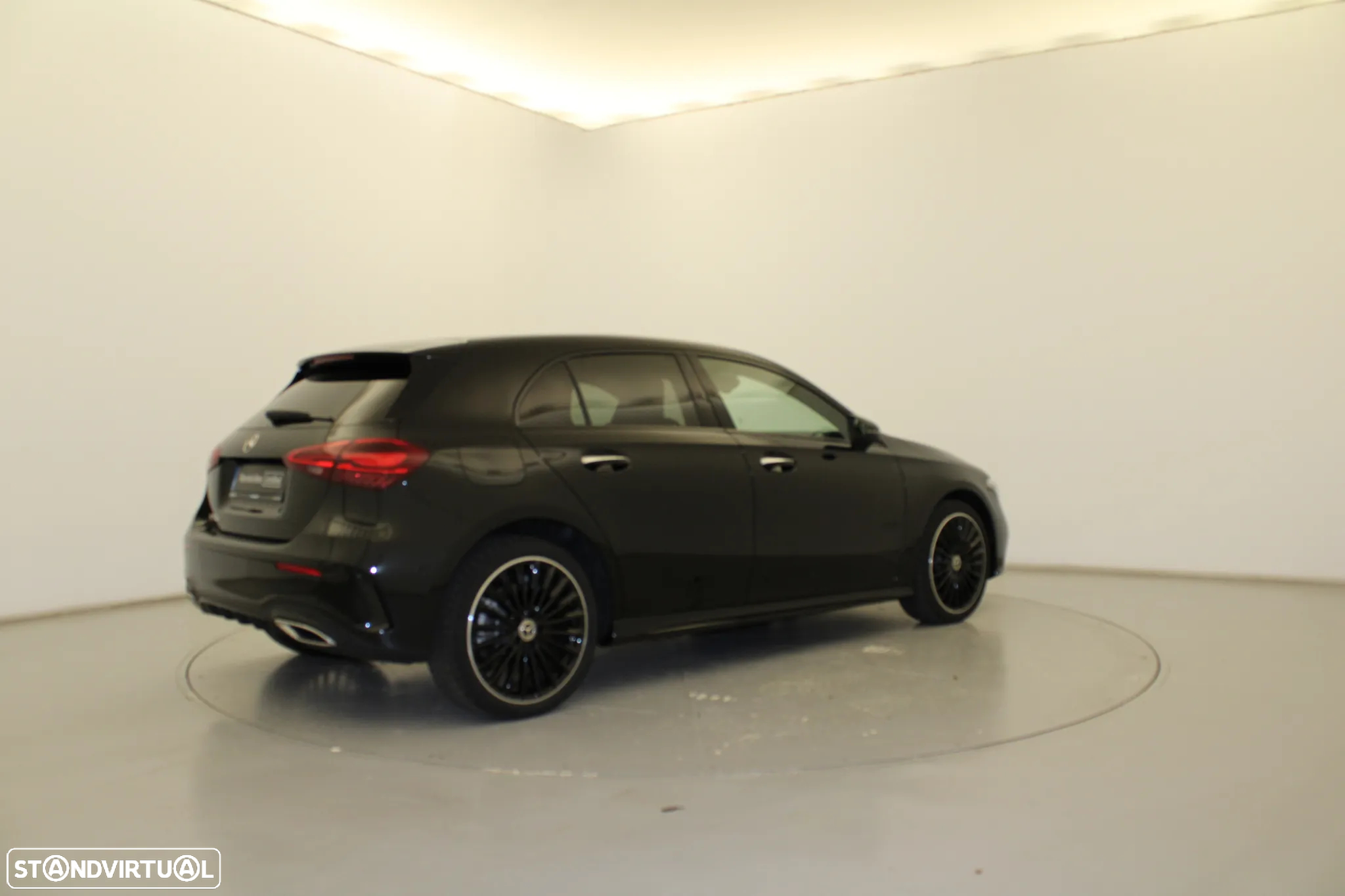 Mercedes-Benz A 250 e - 7