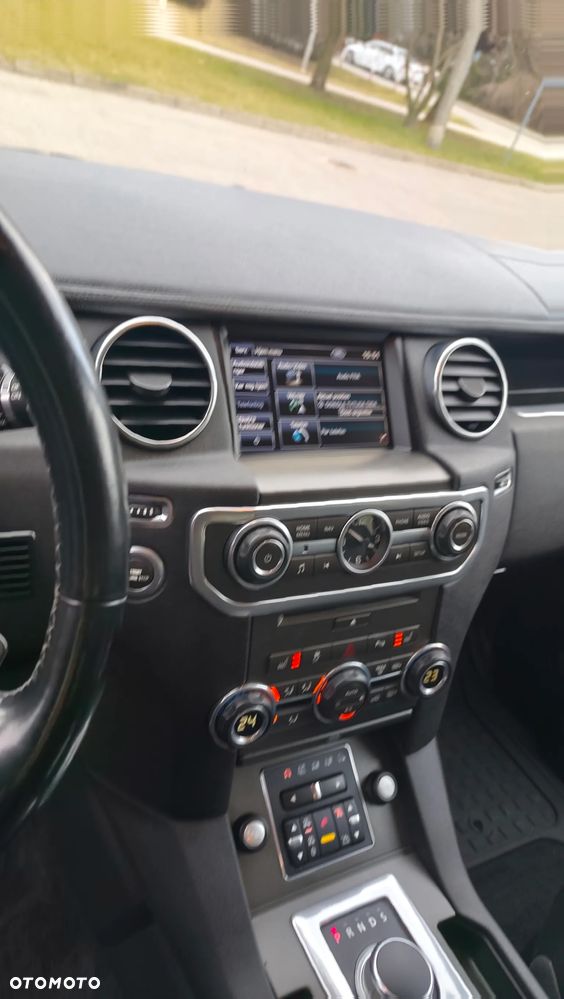 Land Rover Discovery 3.0SD V6 HSE - 21