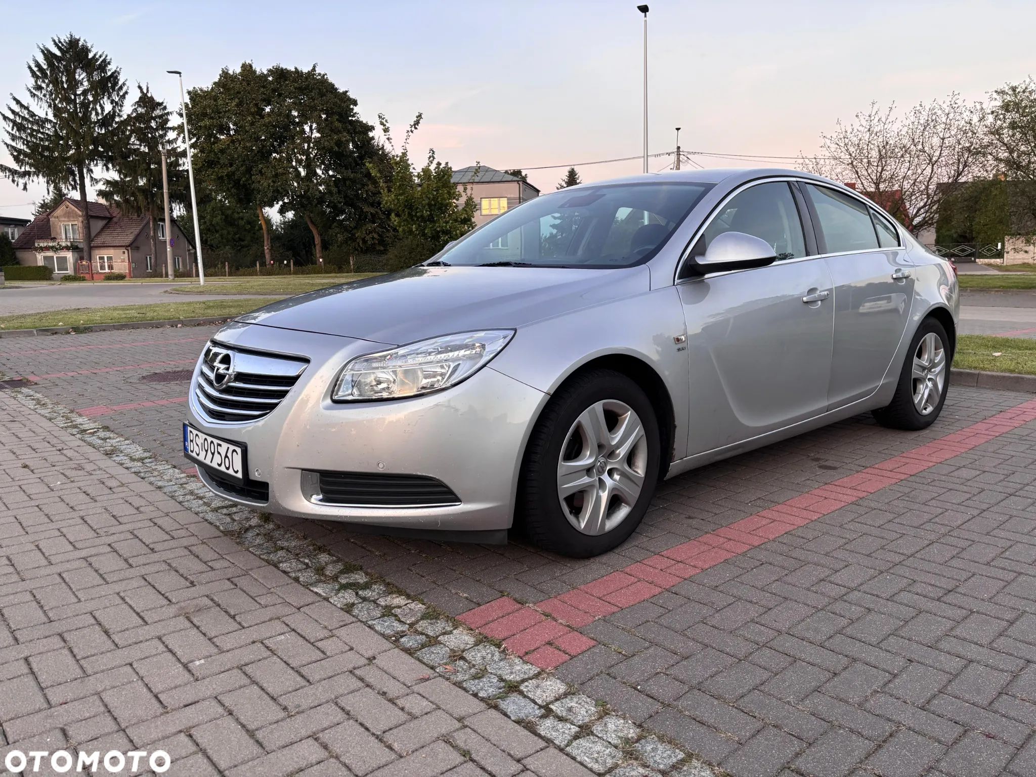 Opel Insignia 2.0 Turbo Edition - 1