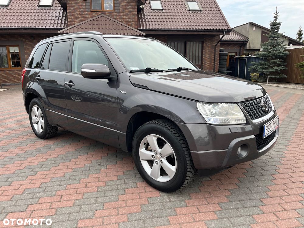 Suzuki Grand Vitara 1.9 DDiS Premium EU5 - 5