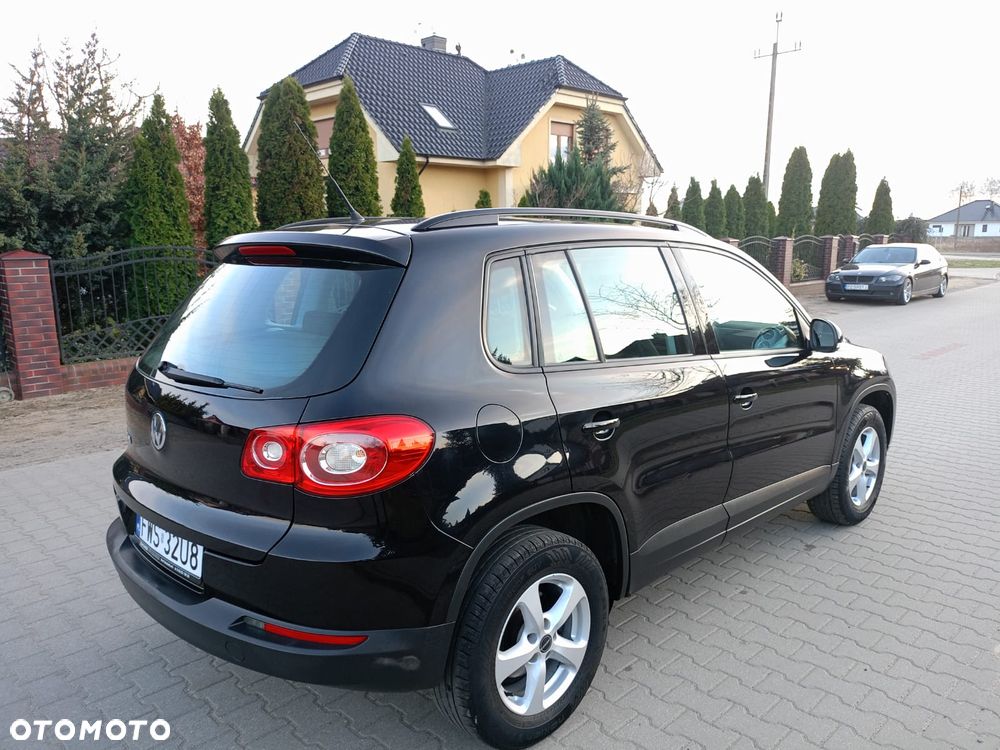 Volkswagen Tiguan - 5