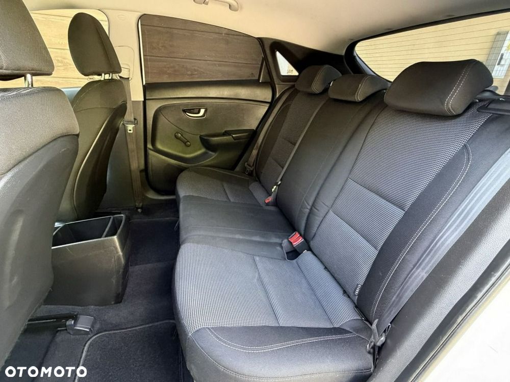 Hyundai i30 - 18
