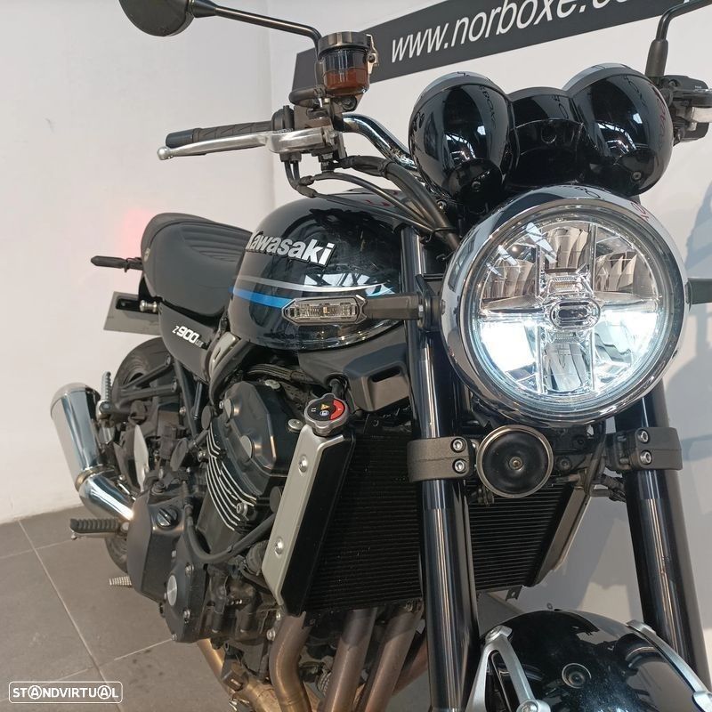 Kawasaki Z Z900 RS - 5