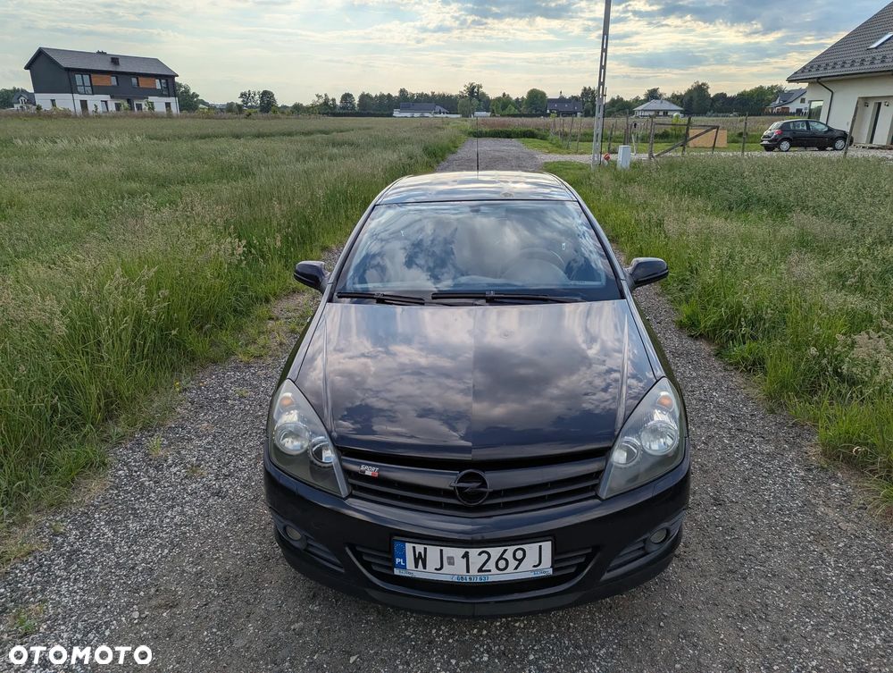 Opel Astra 1.9 CDTI Cosmo - 8