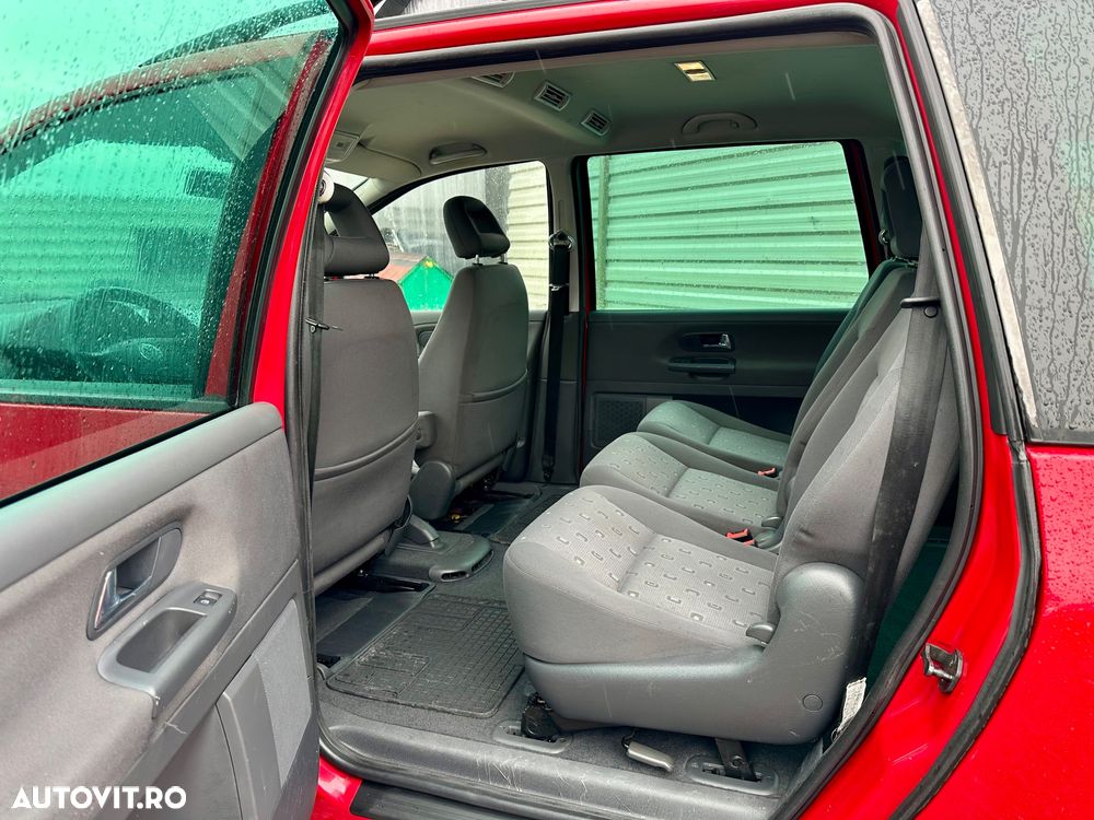 Volkswagen Sharan 2.0 TDI DPF Comfortline - 8