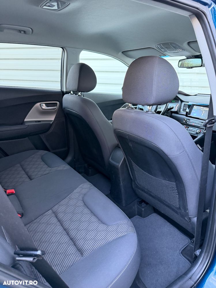 Kia Niro 1.6 GDI 2WD Aut. Vision - 5