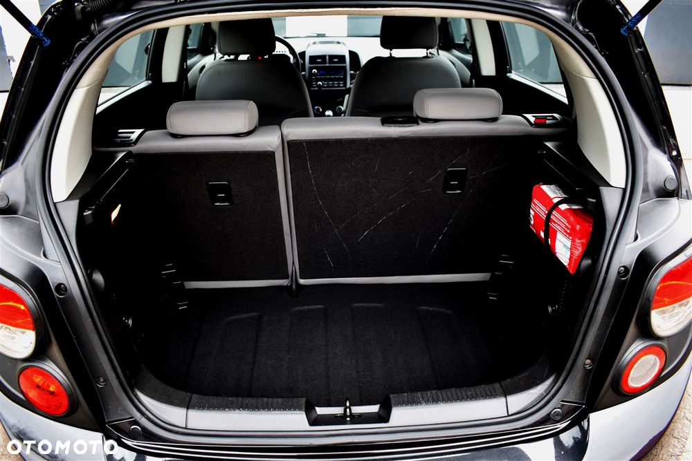 Chevrolet Aveo 1.2 LS - 23