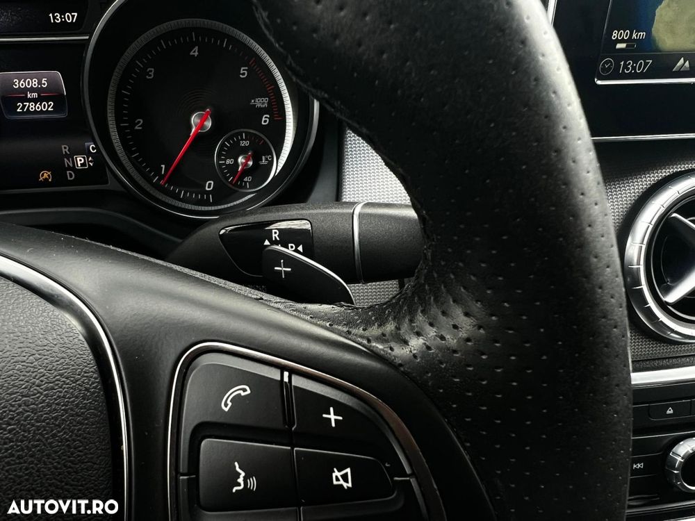 Mercedes-Benz CLA - 13