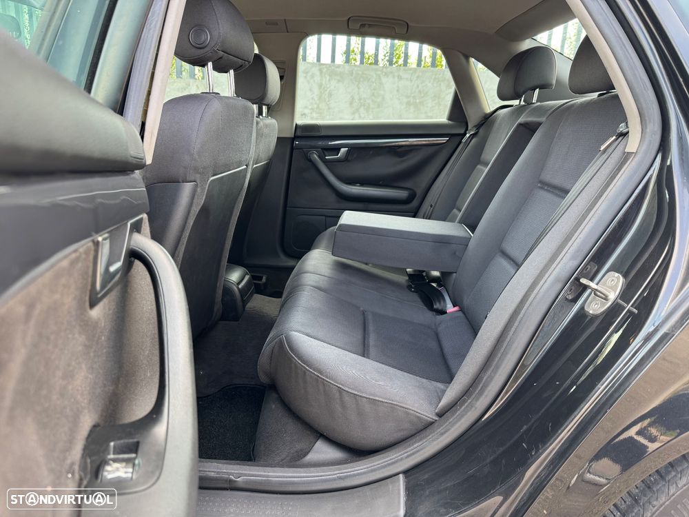 Audi A4 1.9 TDI m5 Sport - 6