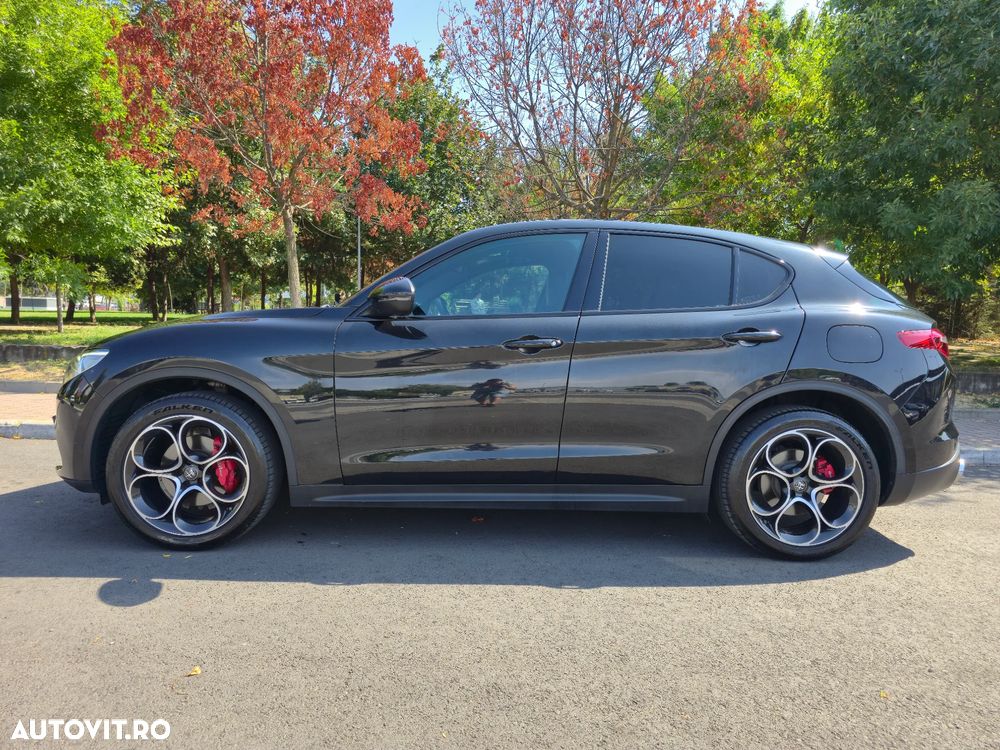 Alfa Romeo Stelvio 2.0 Turbo 16V AT8-Q4 Super - 4