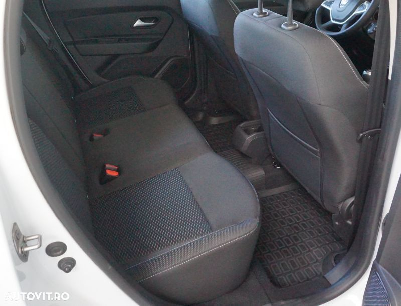 Dacia Duster 1.5 Blue dCi 4WD Comfort - 13