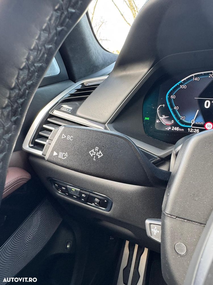 BMW X5 xDrive45e - 33