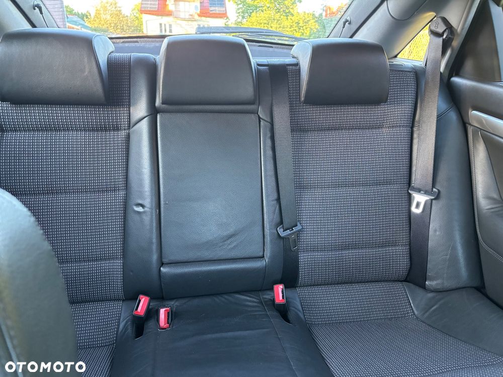 Opel Vectra 2.2 GTS - 11
