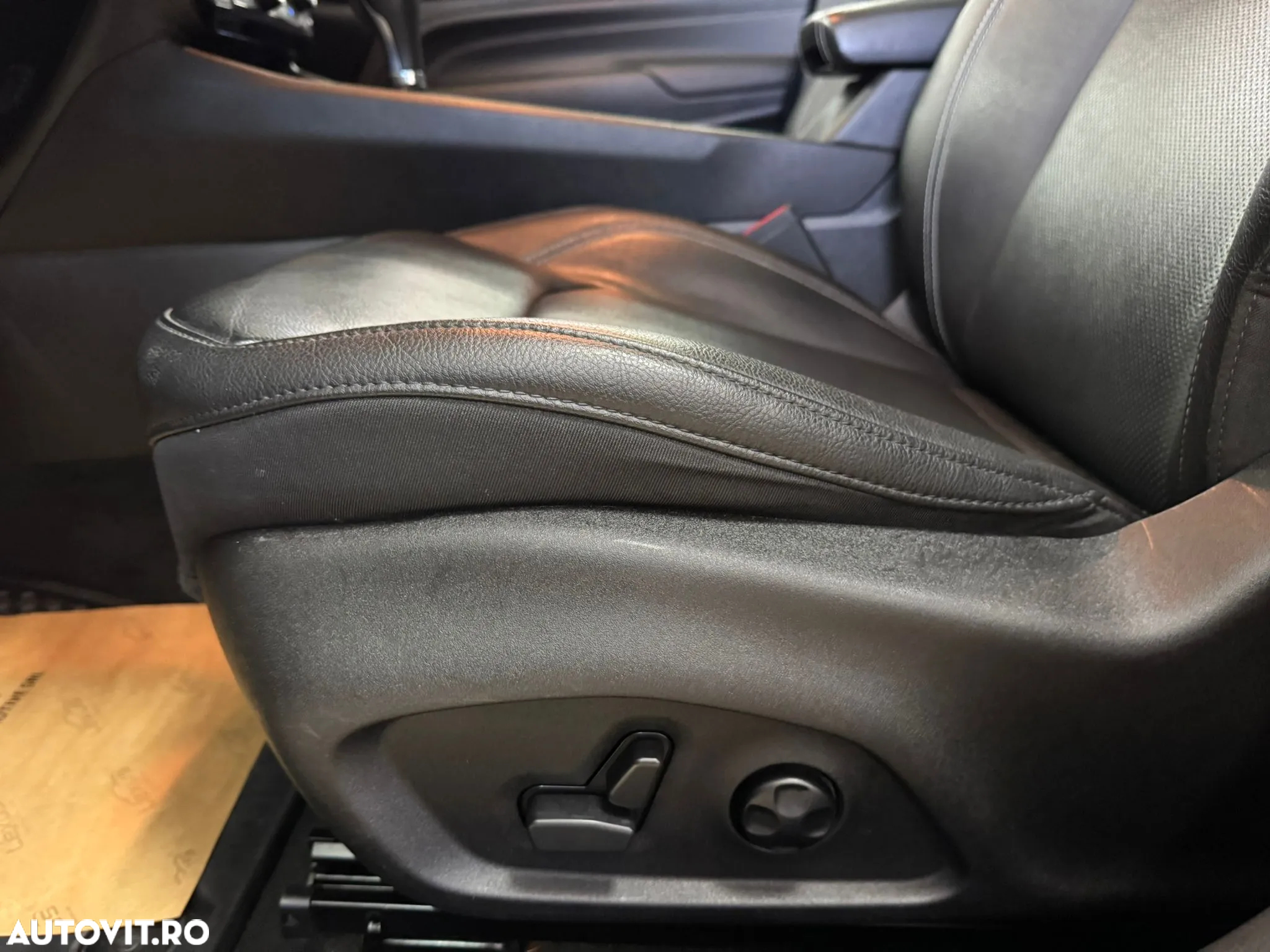 Jeep Compass 1.3 T4 4xe PLUG-IN HYBRID Automatik S - 16