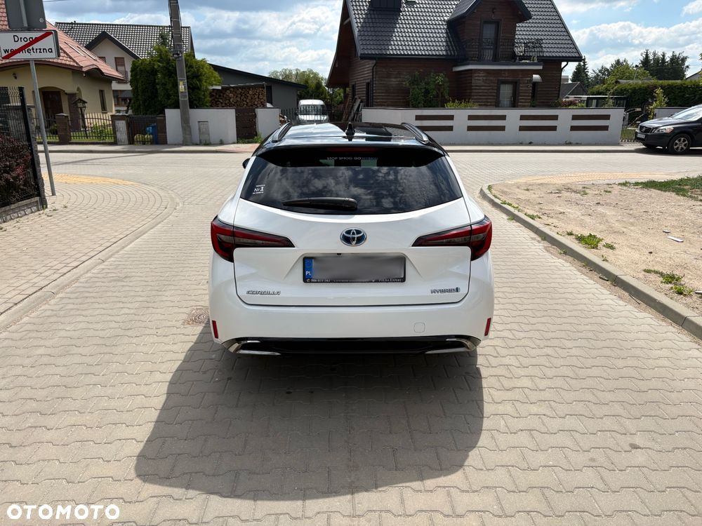 Toyota Corolla - 5