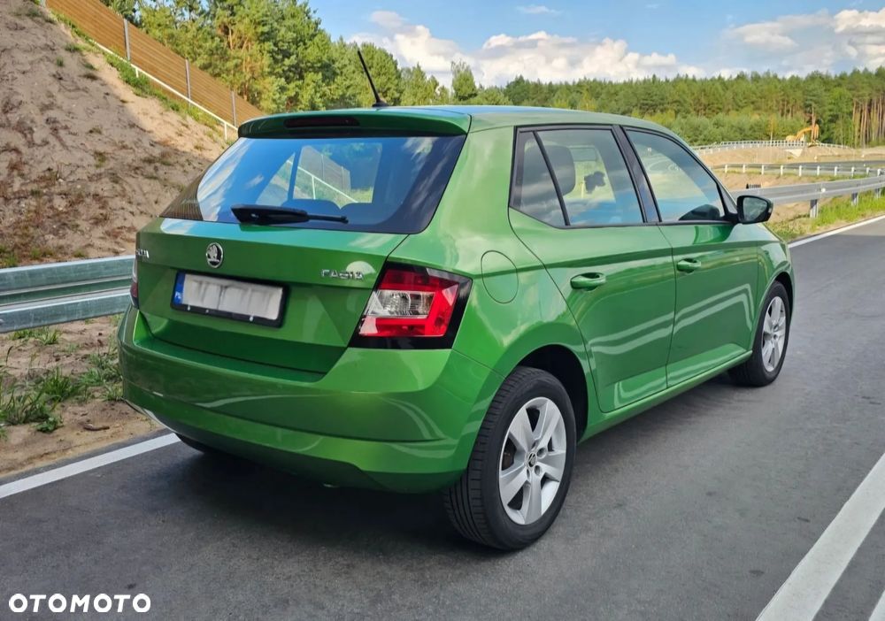 Skoda Fabia - 4
