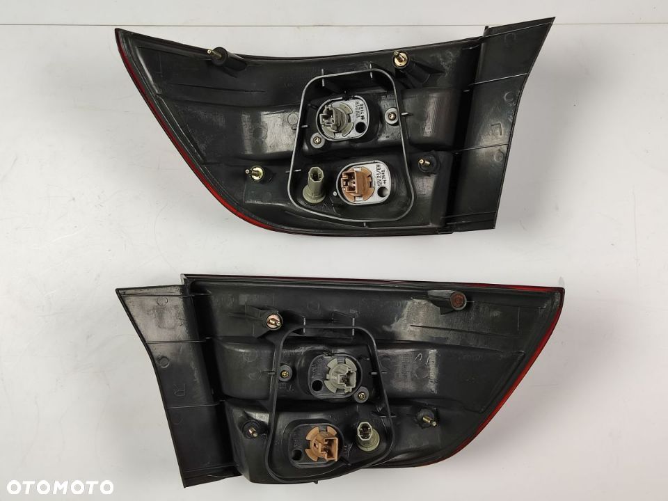 LEXUS ES Lampa Tylna Prawa i Lewa - 10