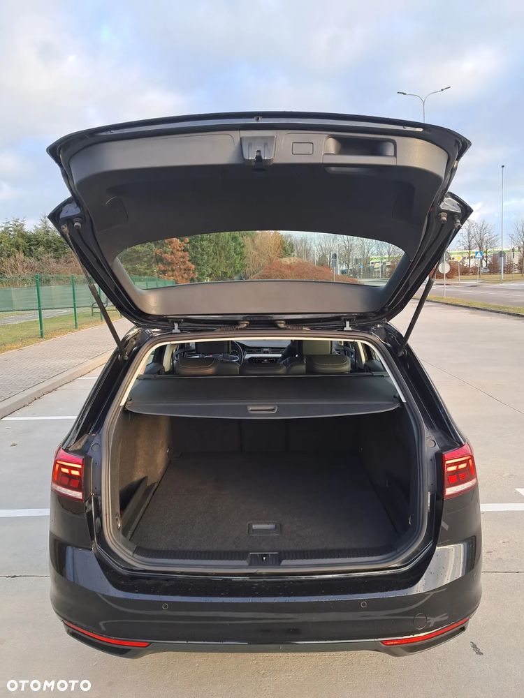 Volkswagen Passat Variant 2.0 TDI EVO Business DSG - 14